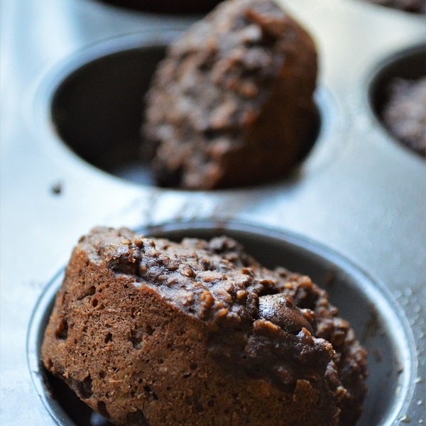 Vegane Doppelschoko-Hafermuffins