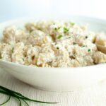 Einfache Pasta mit Kräutern und Ricotta